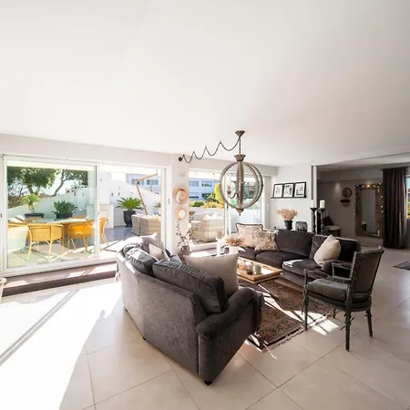 Apartamento Luxury - Pretty 3 Bedroom To Rent With 50m Terrace Cannes